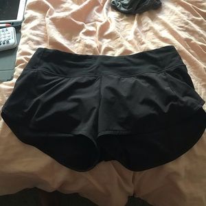 Black Lululemon speed up shorts